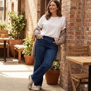 OLD NAVY Cotton Blend High Rise Weekender Wide Leg Dark Wash Pull On Jeans Sz 12